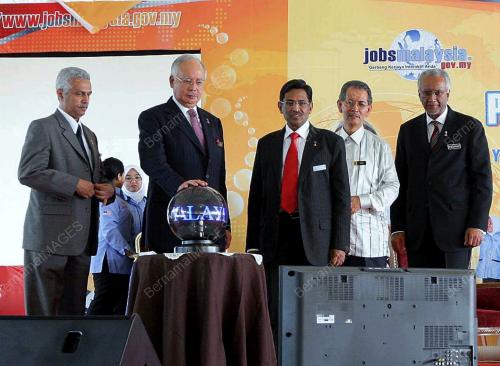 MOHD NAJIB TUN RAZAK