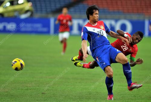 KL45_25112012_AFF_CUP