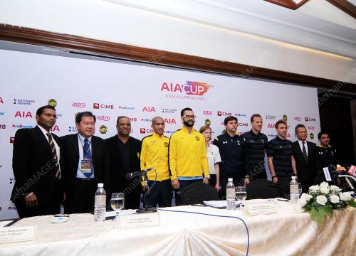 KL45_26052015_TOTTENHAM