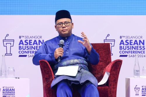 DATUK SERI AMIRUDIN SHARI