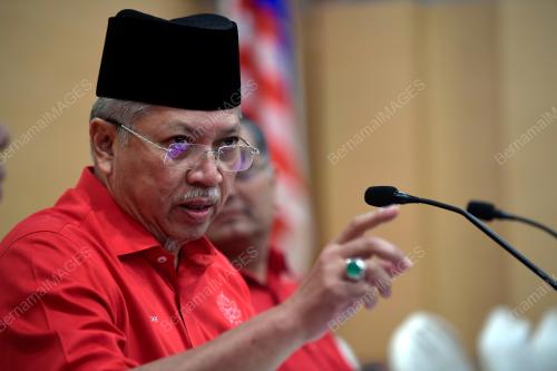TAN SRI ANNUAR MUSA