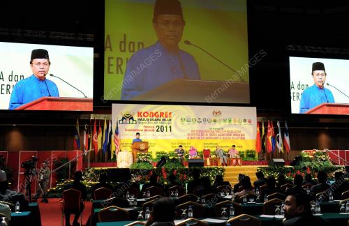 DATUK SERI MOHD SHAFIE APDAL