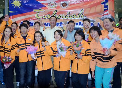 KL45_28022012_SKUAD_AKUATIK