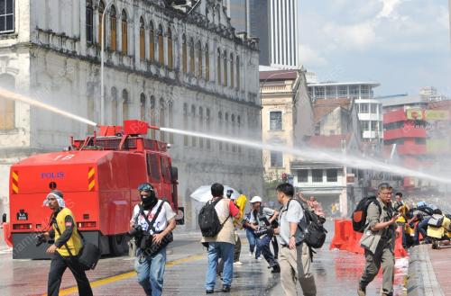 KL45_28042012_BERSIH3