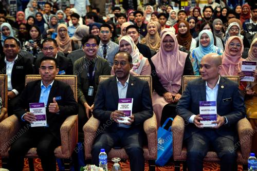 DATUK SERI DR ZAMBRY ABDUL KADIR