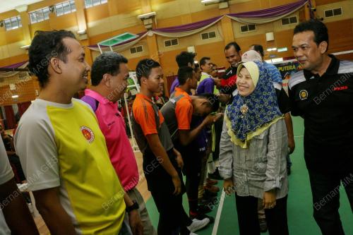 KL45_28082016_TAKRAW