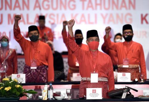 TAN SRI MUHYIDDIN YASSIN