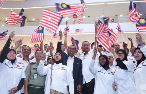 KL45_29082017_PELANCARAN_WARRIOR