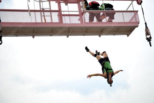 KL45_29092012_BASE_JUMP5