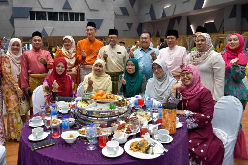DATUK SERI ALEXANDER NANTA LINGGI