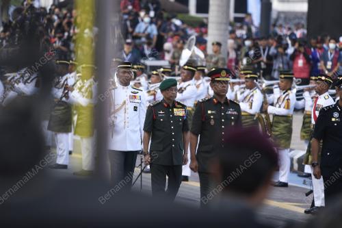 AL-SULTAN ABDULLAH RI'AYATUDDIN AL-MUSTAFA BILLAH SHAH