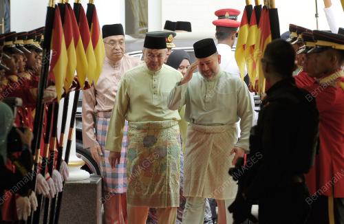 KL46_02052017_AGONG
