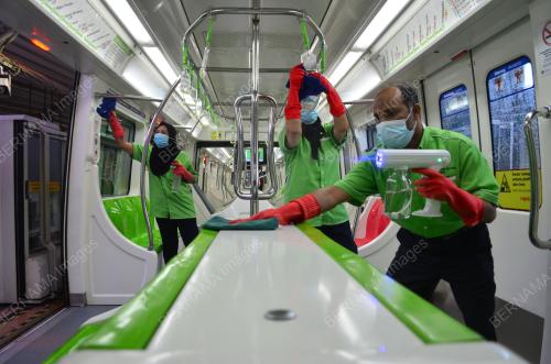TINJAUAN PEMBERSIHAN MONORAIL