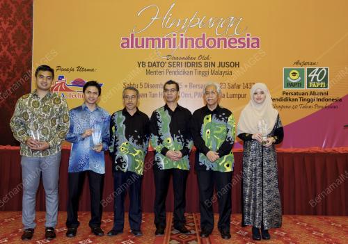 KL46_05122015_ALUMNI
