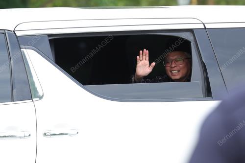 DATUK SERI ISMAIL SABRI YAAKOB