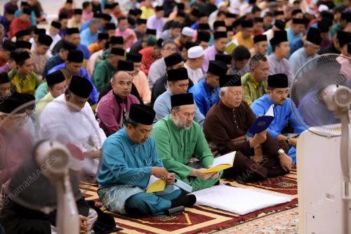 KL46_07092017_AGONG