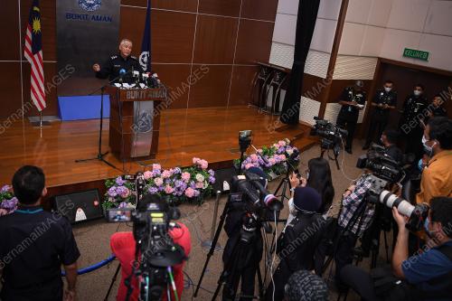 DATUK SERI ACRYL SANI ABDULLAH SANI