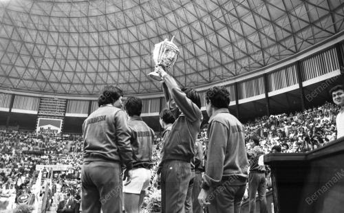 KL46_08072015_PIALA_THOMAS