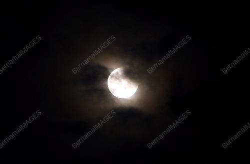 KL46_08102014_BULAN