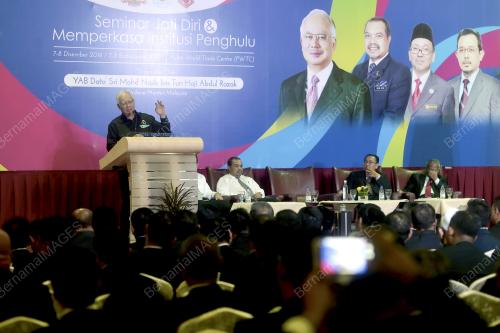 KL46_08122016_PENGHULU