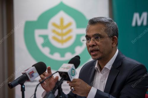 DATUK DR MOHD DAUD BAKAR