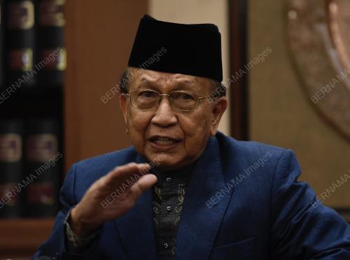 TAN SRI DR RAIS YATIM