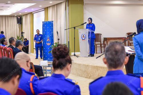 DATUK SERI DR NORAINI AHMAD
