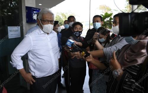 DATUK SERI HAMZAH ZAINUDIN