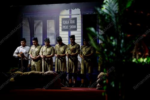 BUKU COFFEE TABLE PDRM
