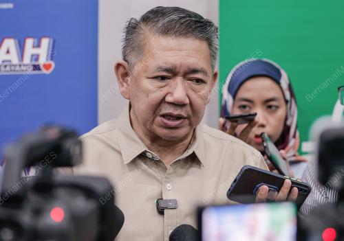 DATUK SERI SALAHUDDIN AYUB
