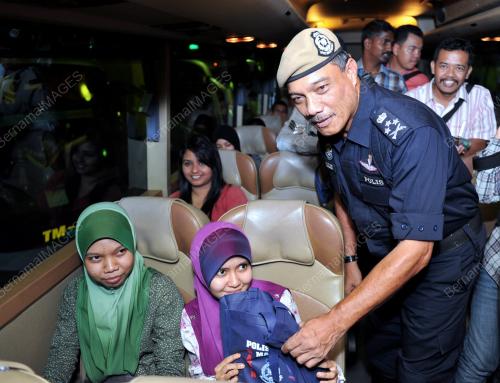 KL46_11082012_POLIS_BERBUKA
