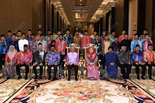 KL46_11102019_AGONG