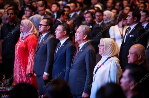 DATUK SERI FADILLAH YUSOF