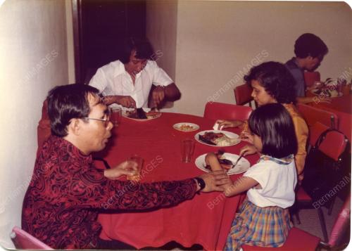 KL46_13-161080_AGENCIES_ASEAN_04092019