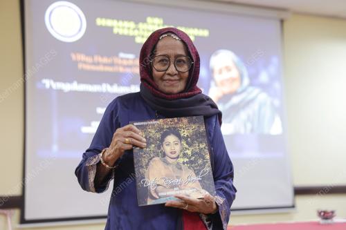 DATUK ROSNANI JAMIL