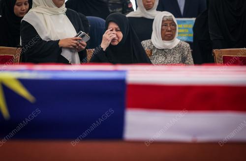 TUN ABDULLAH AHMAD BADAWI
