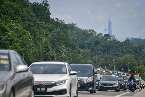 TINJAUAN ALIRAN TRAFIK KARAK