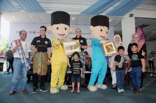 KL46_16092017_PROGRAM_SARONG