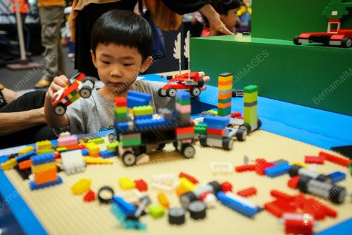 KL46_16112016_LEGO