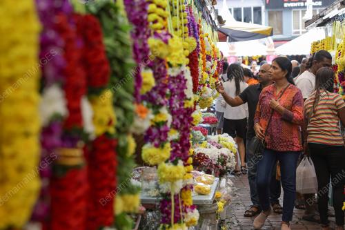 TINJAUAN SEMPENA SAMBUTAN DEEPAVALI