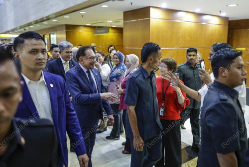 DATUK SERI ANWAR IBRAHIM