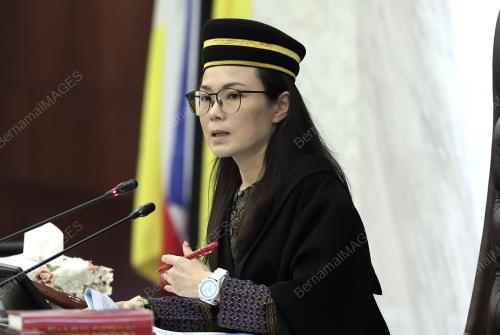 ALICE LAU KIONG YENG
