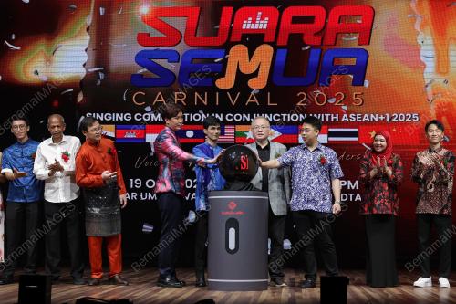 KARNIVAL SUARA SEMUA 2025