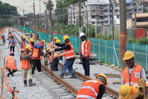 PROJEK LANDASAN BERKEMBAR
