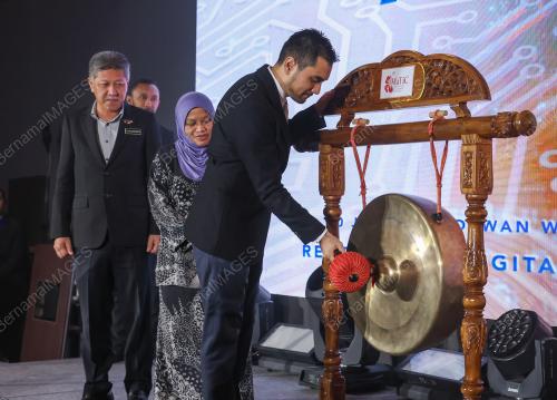 KHAIRUL FIRDAUS AKHBAR KHAN