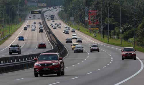 TINJAUAN ALIRAN TRAFIK BALIK RAYA