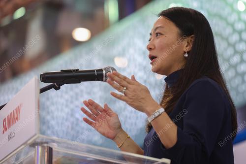 HANNAH YEOH