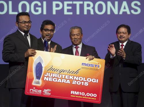 KL46_23052015_ANUGERAH