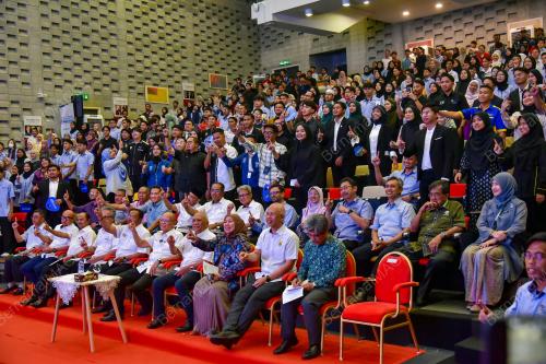 DATUK SERI WAN ROSDY WAN ISMAIL