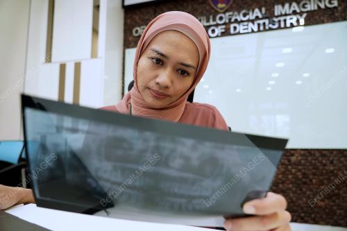 DR RABI'AH ADAWIYAH RAHMAT
